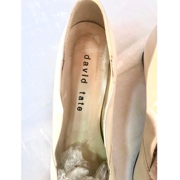 3/$40 DAVID TATE Womens Off-white Leather Preppy Kiltie Thick French Heels~7.5SS - Picture 7 of 10